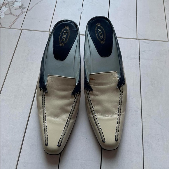 Tod's Shoes - Tod's Cream and Black Leather Loafers